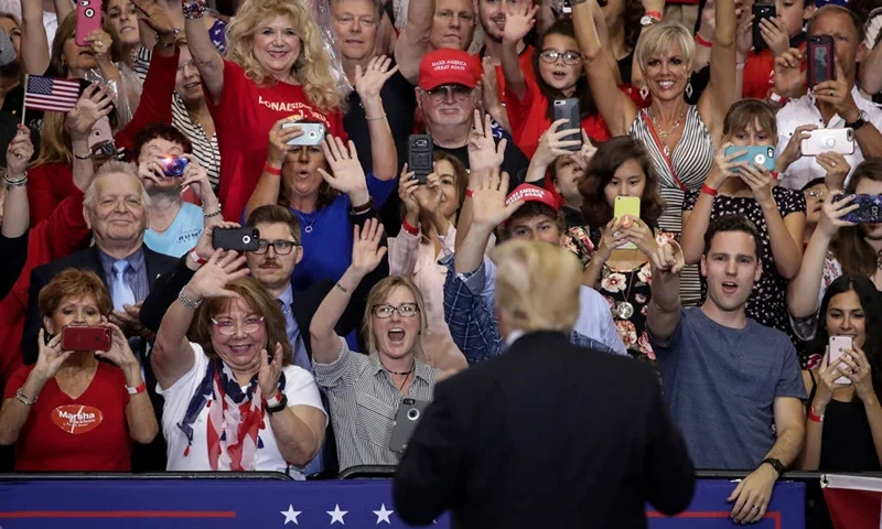 NASHVILLE, TN - MAY 29: U.S. President Donald Trump acknowledges the audience during a rally at the Nashville Municipal Auditorium, May 29, 2018 in Nashville, Tennessee. Earlier in the day, President Trump held a fundraising event in support of Rep. Marsha Blackburn (R-TN), who is running for a U.S. Senate seat against former two-term Tennessee Governor Phil Bredesen, a Democrat. They are competing for the Senate seat currently held by Sen. Bob Corker (R-TN), who declined to run for a third term. Recent polling indicates a close race between Blackburn and Bredesen. (Photo by Drew Angerer/Getty Images)
