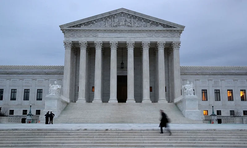 A man walks up the steps of the U.S. Supreme Court on January 31, 2017 in Washington, DC. Later today President Donald Trump is expected to announce his Supreme Court nominee to replace Associate Justice Antonin Scalia who passed away last year. (Photo by Mark Wilson/Getty Images)