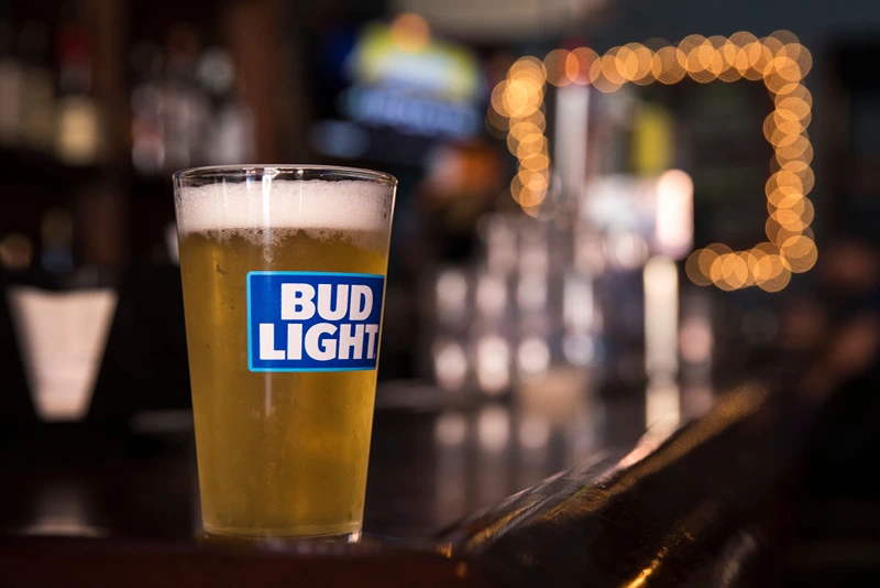 NEW YORK, NY - JULY 26: In this photo illustration, a glass of Bud Light sits on a bar, July 26, 2018 in New York City. Anheuser-Busch InBev, the brewer behind Budweiser and Bud Light, said on Thursday that U.S. revenues fell 3.1% in the second quarter. American consumers continue to shift away from domestic lagers and toward crafts beers and wine and spirits. (Photo by Drew Angerer/Getty Images)