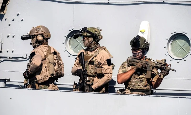 Cypriot Navy special forces and US Navy SEALS take part in a joint US-Cyprus rescue exercise in the port of the southern Cypriot port city of Limassol on September 10, 2021. (Photo by Iakovos Hatzistavrou / AFP) (Photo by IAKOVOS HATZISTAVROU/AFP via Getty Images)
