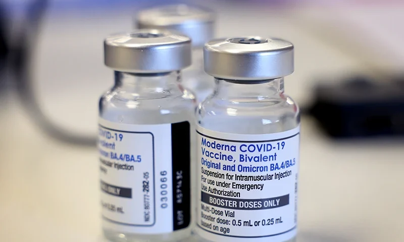 CHICAGO, ILLINOIS - SEPTEMBER 09: A pharmacist prepares to administer COVID-19 vaccine booster shots during an event hosted by the Chicago Department of Public Health at the Southwest Senior Center on September 09, 2022 in Chicago, Illinois. The recently authorized booster vaccine protects against the original SARS-CoV-2 virus and the more recent omicron variants, BA.4 and BA.5. (Photo by Scott Olson/Getty Images)