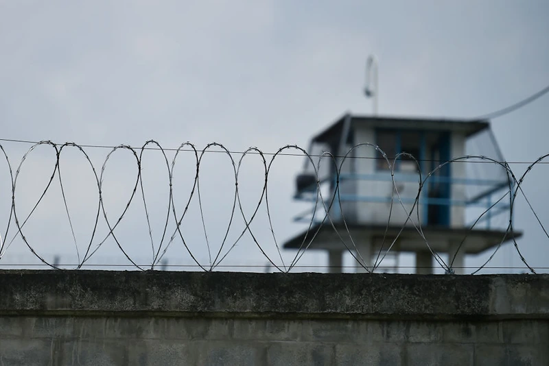 Partial view of the Villahermosa prison in Cali, Colombia, on June 23, 2020, during the COVID-19 pandemic. - According to data released by the Personeria de Cali, 658 positive cases of COVID-19 have been detected at the prison -583 in prisoners and 75 in INPEC workers and auxiliaries. (Photo by Luis ROBAYO / AFP) (Photo by LUIS ROBAYO/AFP via Getty Images)