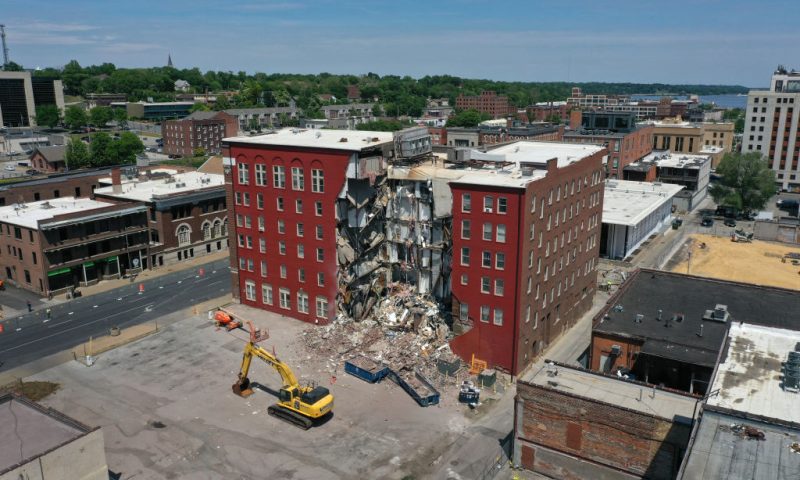 An aerial view shows a portion of a six-story apartment building after yesterday's collapse on May 29, 2023 in Davenport, Iowa. Eight people were rescued from the debris following the collapse which occurred yesterday afternoon. (Photo by Scott Olson/Getty Images)