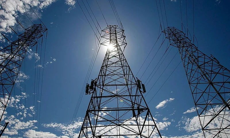 SOUTH SAN FRANCISCO, CA - AUGUST 30: The sun shines over towers carrying electical lines August 30, 2007 in South San Francisco, California. With temperatures over 100 degrees in many parts of the state, the California Independent System Operator, which manages most of the California electricity grid, is planning on declaring a minor power emergency later in the day, followed by a Stage 2 power alert during the late afternoon, indicating that power reserves have fallen below five percent. (Photo by Justin Sullivan/Getty Images)
