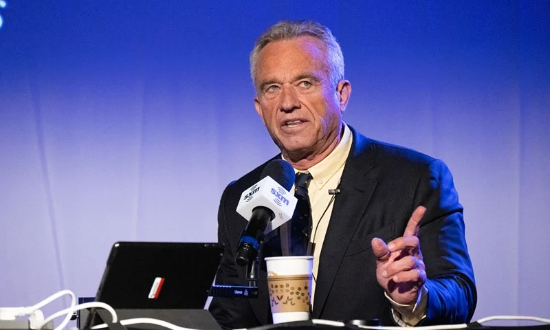 PHILADELPHIA, PENNSYLVANIA - JUNE 05: Democratic Presidential Candidate Robert F. Kennedy, Jr. speaks as Michael Smerconish hosts a SiriusXM Town Hall with Democratic Presidential Candidate Robert F. Kennedy, Jr. at The Centre Theater on June 05, 2023 in Philadelphia, Pennsylvania. (Photo by Lisa Lake/Getty Images for SiriusXM)