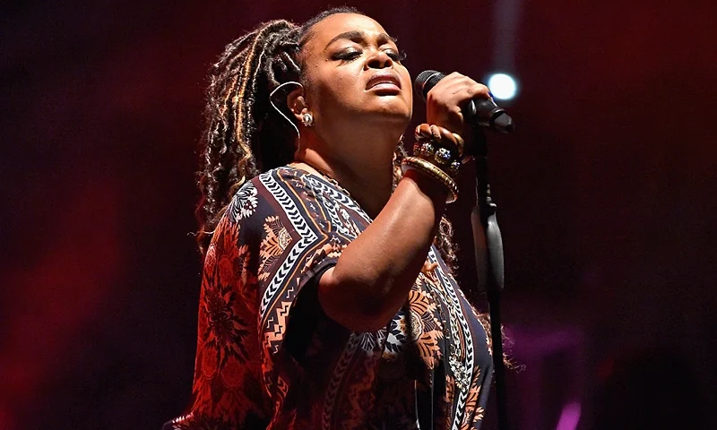 LAS VEGAS, NV - JULY 24: Singer/songwriter Jill Scott performs during the Neighborhood Awards Beach Party at the Mandalay Bay Beach at the Mandalay Bay Resort and Casino on July 24, 2016 in Las Vegas, Nevada. (Photo by David Becker/Getty Images for Nu-Opp, Inc)