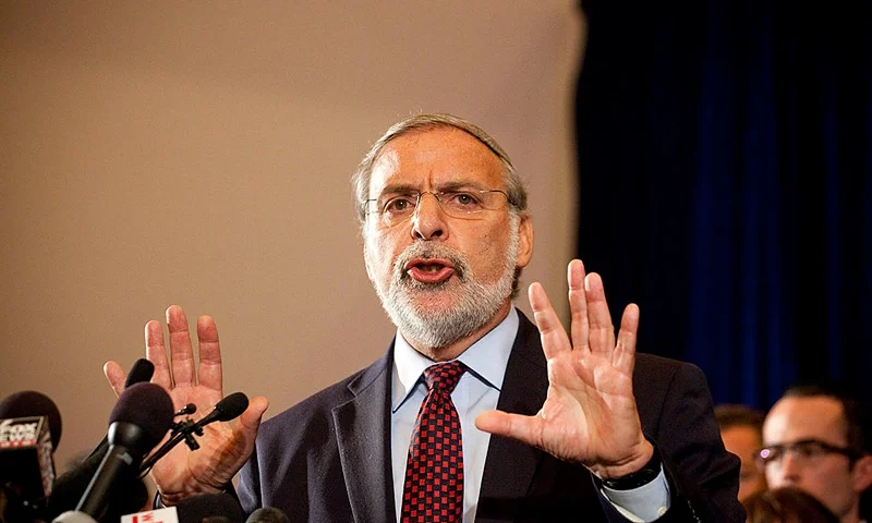 NEW YORK - SEPTEMBER 20: Democratic New York State Assemblyman Dov Hikind speaks at a press conference with American and Israeli Jewish leaders and supporters of Israel in the Great Room at the W Hotel Union Square, where Texas Governor and Republican presidential hopeful Rick Perry attacked President Barack Obama's foreign policy, on September 20, 2011 in New York City. Perry, who's leading polls for the GOP presidential nomination, condemned the Palestinian Authority's effort to seek recognition by the United Nations and blamed Obama's policy of "moral equivalency" for emboldening them. (Photo by Michael Nagle/Getty Images)
