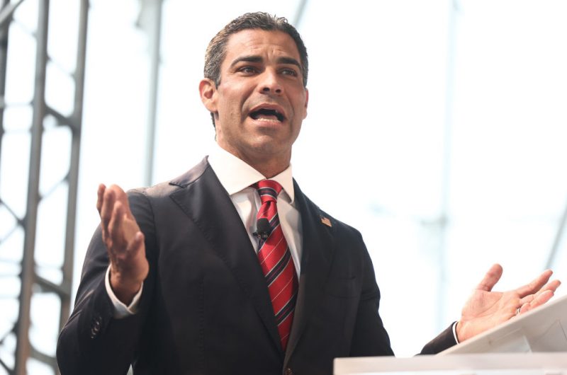 SIMI VALLEY, CALIFORNIA - JUNE 15: Republican presidential candidate Miami Mayor Francis Suarez delivers remarks at the Ronald Reagan Presidential Library on June 15, 2023 in Simi Valley, California. Suarez joins former President Donald Trump and Florida Gov. Ron DeSantis as the third announced GOP candidate from Florida and is the only Hispanic candidate in the 2024 presidential election. (Photo by Mario Tama/Getty Images)