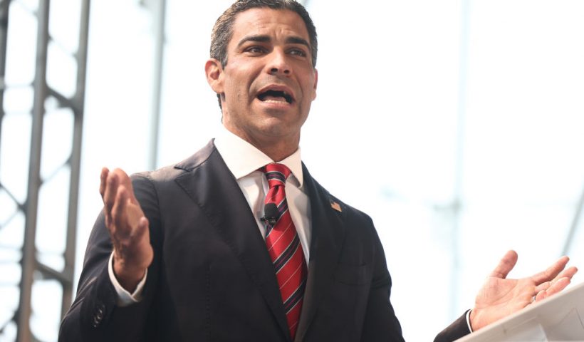 SIMI VALLEY, CALIFORNIA - JUNE 15: Republican presidential candidate Miami Mayor Francis Suarez delivers remarks at the Ronald Reagan Presidential Library on June 15, 2023 in Simi Valley, California. Suarez joins former President Donald Trump and Florida Gov. Ron DeSantis as the third announced GOP candidate from Florida and is the only Hispanic candidate in the 2024 presidential election. (Photo by Mario Tama/Getty Images)