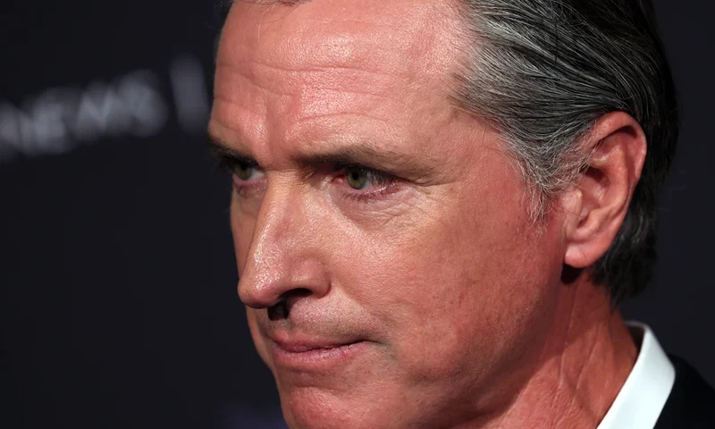 The Berggruen Prize Gala - Arrivals BEVERLY HILLS, CALIFORNIA - MAY 04: California Governor Gavin Newsom attends the Berggruen Prize Gala at Berggruen Hearst Estate on May 04, 2022 in Beverly Hills, California. (Photo by David Livingston/Getty Images)