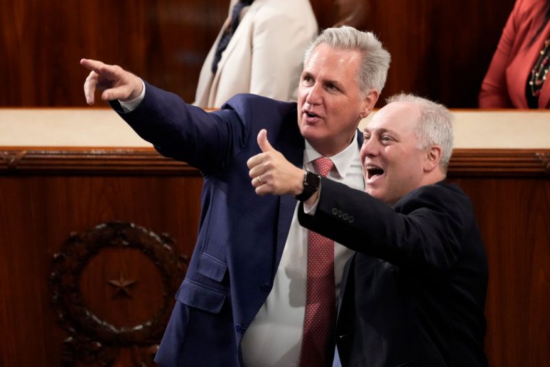 WASHINGTON, DC - MAY 17: House Minority Leader Kevin McCarthy (R-CA) (L) and House Minority Whip Steve Scalise (R-LA) point out friends as they await the arrival of Greek Prime Minister Kyriakos Mitsotakis in the House Chamber of the U.S. Capitol on May 17, 2022 in Washington, DC. A day earlier, Mitsotakis held bilateral meetings with President Joe Biden where the two leaders discussed Greek-U.S. relations and their support of the people of Ukraine in the face of invasion by Russia. (Photo by Drew Angerer/Getty Images)