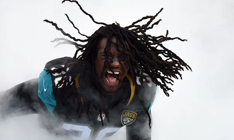 Pittsburgh Steelers v Jacksonville Jaguars JACKSONVILLE, FL - AUGUST 14: Sergio Brown #38 of the Jacksonville Jaguars takes the field prior to a preseason game against the Pittsburgh Steelers at EverBank Field on August 14, 2015 in Jacksonville, Florida. (Photo by Stacy Revere/Getty Images)