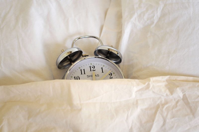 Picture taken on October 29, 2010 in Paris of an alarm clock, as Europe moved to winter time at 0100 GMT on October 31, when clocks move back one hour. Clocks change in North America on November 7. AFP PHOTO / JEFF PACHOUD (Photo by Jeff PACHOUD / AFP) (Photo by JEFF PACHOUD/AFP via Getty Images)