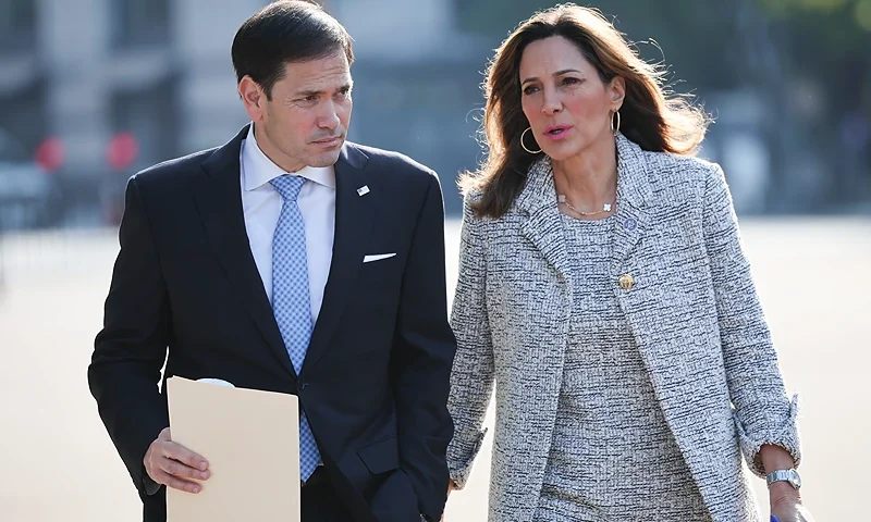 WASHINGTON, DC - SEPTEMBER 15: Sen. Marco Rubio (R-FL) arrives with Rep. Maria Elvira Salazar (R-FL) outside the White House for a news conference September 15, 2022 in Washington, DC. Scott and Salazar spoke out on U.S. policy toward Cuba, Venezuela, Nicaragua, and Colombia during the news conference. (Photo by Win McNamee/Getty Images)
