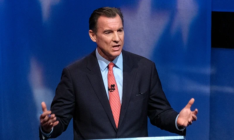 NEW YORK, NEW YORK - JUNE 16: U.S. Rep. Tom Suozzi (D-NY) debates in the race for governor at the studios of WNBC4-TV June 16, 2022 in New York City. Early voting starts June 18 ahead of the June 28 primary. (Photo by Craig Ruttle-Pool/Getty Images)