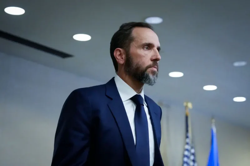 WASHINGTON, DC - AUGUST 01: Special Counsel Jack Smith delivers remarks on a recently unsealed indictment including four felony counts against former U.S. President Donald Trump on August 1, 2023 in Washington, DC. Trump was indicted on four felony counts for his alleged efforts to overturn the 2020 election. (Photo by Drew Angerer/Getty Images)