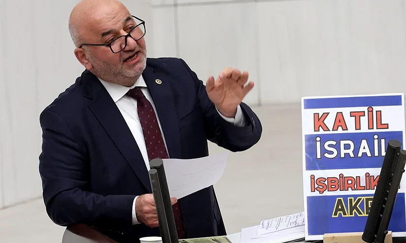 Felicity Party (Saadet) Deputy Hasan Bitmez (C) delivers a speech on the 2024 Ministry of Justice and Ministry of Internal Affairs budget shortly before collapsing at the podium, in the Turkish Grand National Assembly (TBMM) in Ankara on December 12, 2023. (Photo by Adem ALTAN / AFP) (Photo by ADEM ALTAN/AFP via Getty Images)