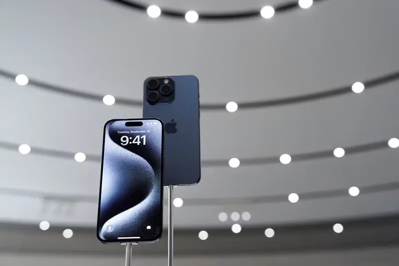 The iPhone 15 Pro is presented during the 'Wonderlust' event at the company's headquarters in Cupertino, California, U.S. September 12, 2023. REUTERS/Loren Elliott/File Photo