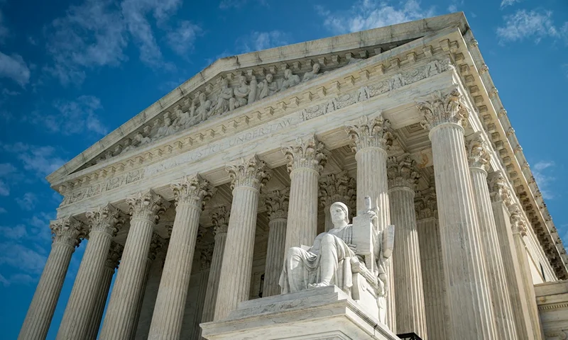 The Guardian or Authority of Law, created by sculptor James Earle Fraser, rests on the side of the U.S. Supreme Court on September 28, 2020 in Washington, DC. (Photo by Al Drago/Getty Images)