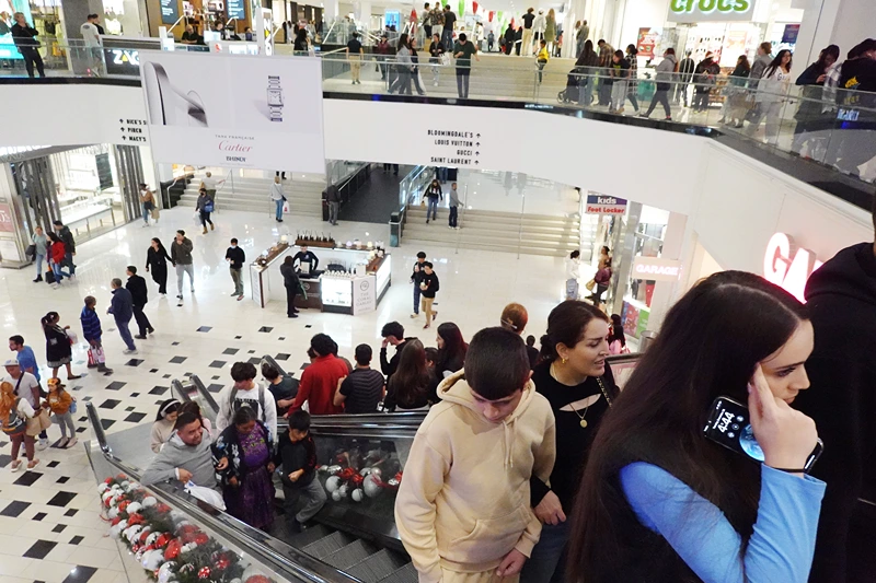 Retail Sales Rises 3.1% During Holiday Shopping Season
GLENDALE, CALIFORNIA - DECEMBER 26: People gather in the Glendale Galleria shopping mall on the day after Christmas on December 26, 2023 in Glendale, California. U.S. retail sales rose 3.1 percent year over year this holiday season, based on in-store and online purchases, according to Mastercard SpendingPulse. (Photo by Mario Tama/Getty Images)