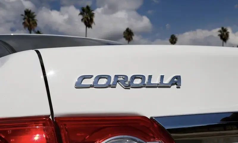 A Toyota Corolla is seen in Los Angeles October 10, 2012. REUTERS/Lucy Nicholson/File Photo