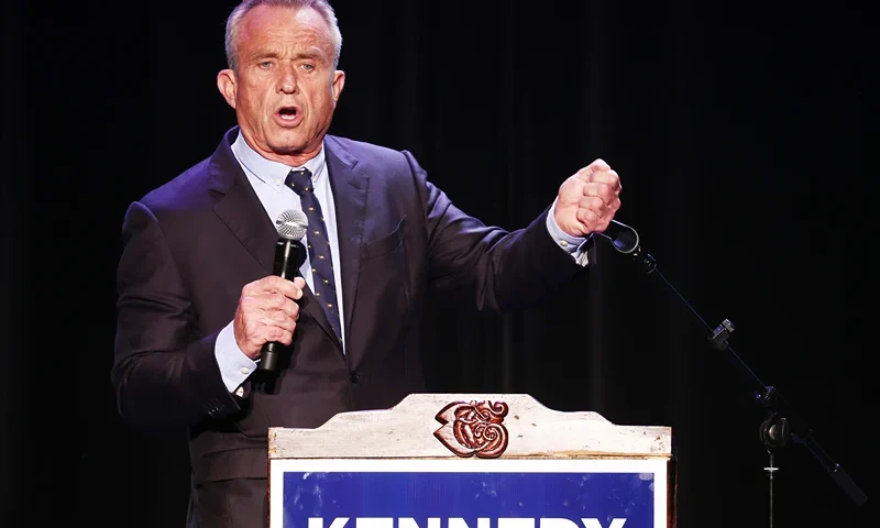 Presidential Candidate Robert F. Kennedy, Jr. Celebrates Hispanic Heritage Month In Los Angeles LOS ANGELES, CALIFORNIA - SEPTEMBER 15: Democratic presidential candidate Robert F. Kennedy Jr. speaks at a Hispanic Heritage Month event at Wilshire Ebell Theatre on September 15, 2023 in Los Angeles, California. The 69-year-old Democrat is challenging President Biden in a long shot bid in the 2024 presidential race. (Photo by Mario Tama/Getty Images)