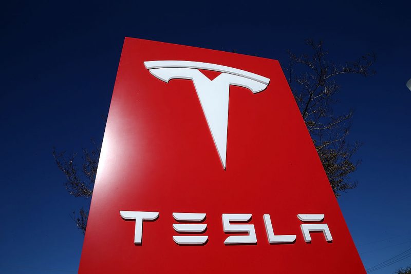 PALO ALTO, CA - NOVEMBER 05: A sign is posted at a Tesla showroom on November 5, 2013 in Palo Alto, California. (Photo by Justin Sullivan/Getty Images)