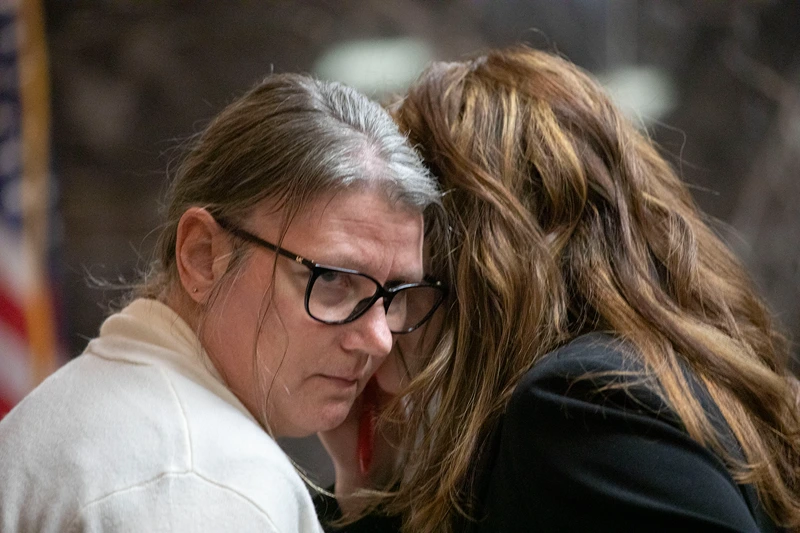Jury Deliberates In Manslaughter Trial For Jennifer Crumbley, Mother Of Oxford, Michigan School Shooter
PONTIAC, MICHIGAN - FEBRUARY 5: Jennifer Crumbley (L), the mother of Oxford school shooter Ethan Crumbley, speakss with her attorney, Shannon Smith, in Oakland County Circuit Court after she was called back into the courtroom when the jury had a question during their deliberations on four counts of involuntary manslaughter on February 5, 2024 in Pontiac, Michigan. This is the first time in U.S. history that a parent has been charged with and tried for involuntary manslaughter for a mass school shooting committed by their child. Her husband, James Crumbley, goes on trial in March for the same charges. (Photo by Bill Pugliano/Getty Images)