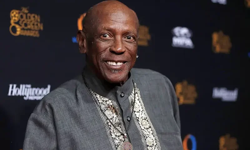 Actor Louis Gossett Jr. poses at the Golden Screen Awards in Los Angeles, California, U.S., November 3, 2016. REUTERS/Mario Anzuoni/File Photo