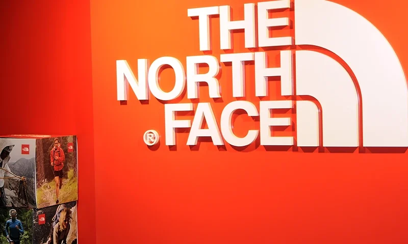 MILAN, ITALY - SEPTEMBER 17: Atmosphere during The North Face cocktail party September 17, 2008 in Milan, Italy. (Photo by Vittorio Zunino Celotto/Getty Images)