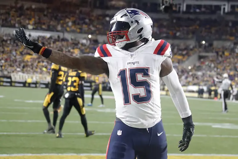 New England Patriots running back Ezekiel Elliott (15) celebrates after scoring a touchdown against the Pittsburgh Steelers during the first quarter at Acrisure Stadium. Mandatory Credit: Charles LeClaire-USA TODAY Sports/File Phot