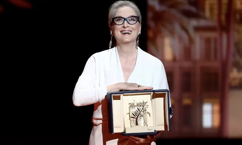 Meryl Streep receives an Honorary Palme d'Or, during the opening ceremony and the screening of the film "Le deuxieme acte" (The Second Act) Out of competition at the 77th Cannes Film Festival in Cannes, France, May 14, 2024. REUTERS/Sarah Meyssonnier