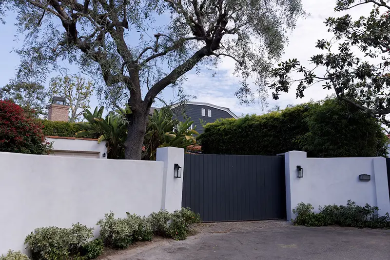 View of the front entrance of Marilyn Monroe's former Spanish Colonial-style house in Los Angeles, California, U.S., September 11, 2023. REUTERS/Mike Blake/File Photo