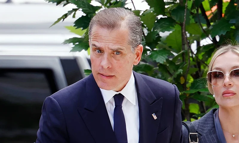 WILMINGTON, DELAWARE - JUNE 03: Hunter Biden, son of U.S. President Joe Biden, joined by his wife Melissa Cohen Biden, arrives to the J. Caleb Boggs Federal Building on June 03, 2024 in Wilmington, Delaware. Biden is standing trial for felony gun charges. (Photo by Anna Moneymaker/Getty Images)