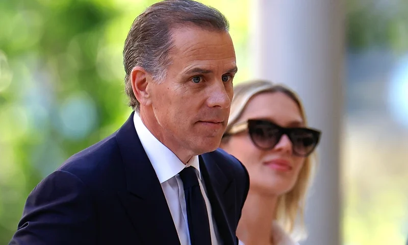 WILMINGTON, DELAWARE - JUNE 10: Hunter Biden, son of U.S. President Joe Biden, joined by his wife Melissa Cohen Biden, arrive to the J. Caleb Boggs Federal Building on June 10, 2024 in Wilmington, Delaware. The trial for Hunter Biden's felony gun charges resumes today with the defense’s team. (Photo by Anna Moneymaker/Getty Images)