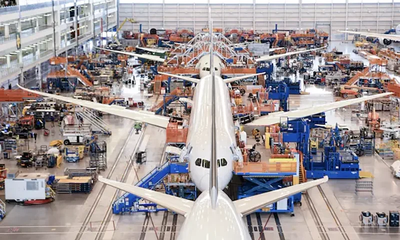 Boeing employees assemble 787s inside their main assembly building on their campus in North Charleston, South Carolina, U.S., May 30, 2023. Gavin McIntyre/Pool via REUTERS/File Photo