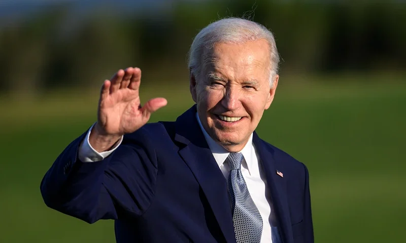 G7 Leaders Summit - Day One FASANO, ITALY - JUNE 13: U.S. President Joe Biden joins G7 leaders as they gather to watch a parachute drop at San Domenico Golf Club - Borgo Egnazia during day one of the 50th G7 summit on June 13, 2024 in Fasano, Italy. The G7 summit in Puglia, hosted by Italian Prime Minister Giorgia Meloni, the seventh held in Italy, gathers leaders from the seven member states, the EU Council, and the EU Commission. Discussions will focus on topics including Africa, climate change, development, the Middle East, Ukraine, migration, Indo-Pacific economic security, and artificial intelligence. (Photo by Antonio Masiello/Getty Images)