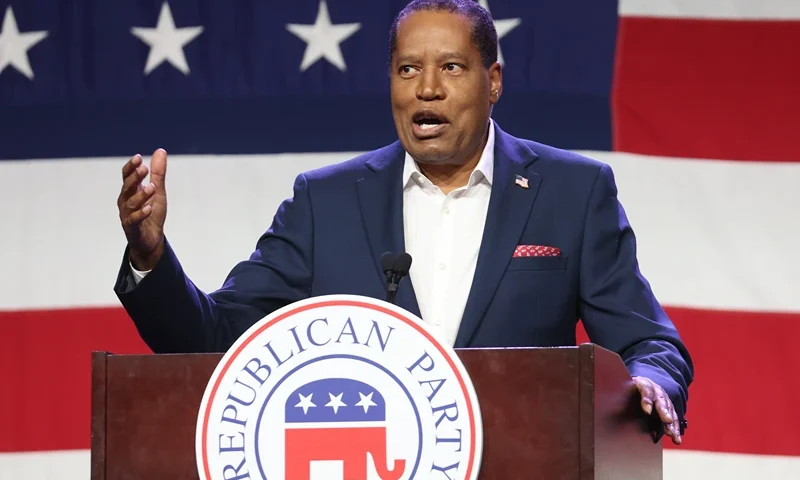 GOP Presidential Candidates Address Annual Lincoln Dinner Fundraiser In Iowa DES MOINES, IOWA - JULY 28: Republican presidential candidate conservative radio talk show host Larry Elder speaks to guests at the Republican Party of Iowa 2023 Lincoln Dinner on July 28, 2023 in Des Moines, Iowa. Thirteen Republican presidential candidates were scheduled to speak at the event. (Photo by Scott Olson/Getty Images)