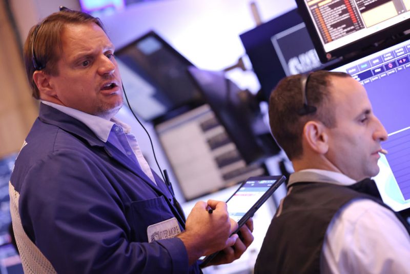 Wall Street Makes A Comeback: Dow Jumps Over 500 Points After Monday’s Horrific Stocks Day