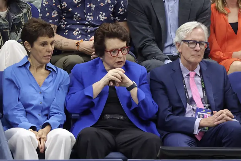 Former tennis player Billie Jean King and partner Ilana Kloss are seen during the final match between Jessica Pegula of the U.S. and Belarus' Aryna Sabalenka REUTERS/Andrew Kelly/File Photo