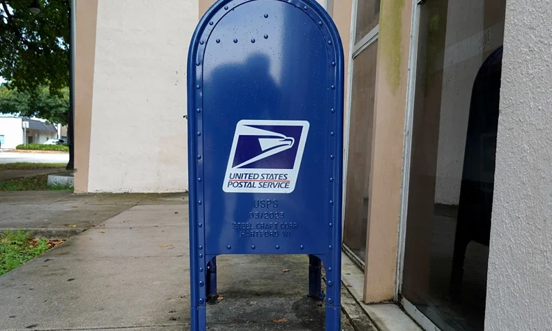 MIAMI, FLORIDA - SEPTEMBER 12: A United States Postal Service mail box is seen on September 12, 2024 in Miami, Florida. The National Association of Secretaries of State and the National Association of State Election Directors warned the Postmaster General that problems with the postal service might disenfranchise voters in the upcoming election. They cited USPS mail delivery delays and other issues. (Photo by Joe Raedle/Getty Images)