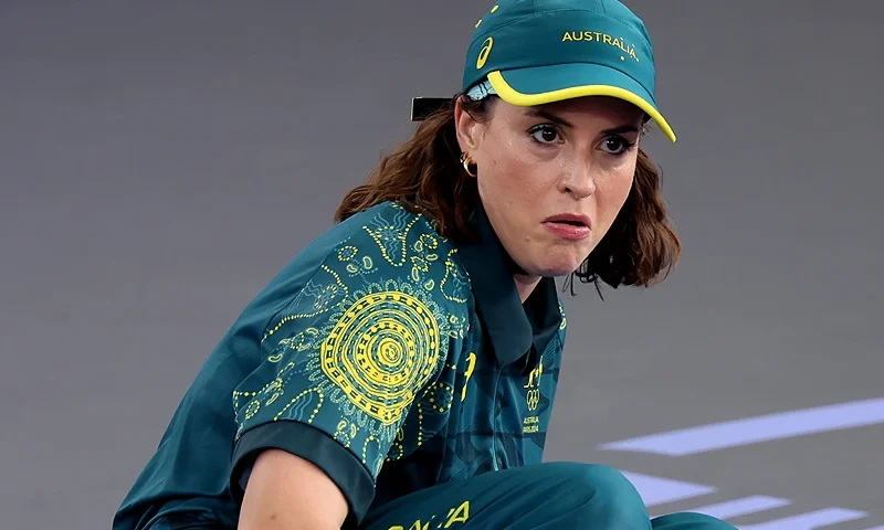 PARIS, FRANCE - AUGUST 09: B-Girl Raygun of Team Australia competes during the B-Girls Round Robin - Group B on day fourteen of the Olympic Games Paris 2024 at Place de la Concorde on August 09, 2024 in Paris, France. (Photo by Ezra Shaw/Getty Images)