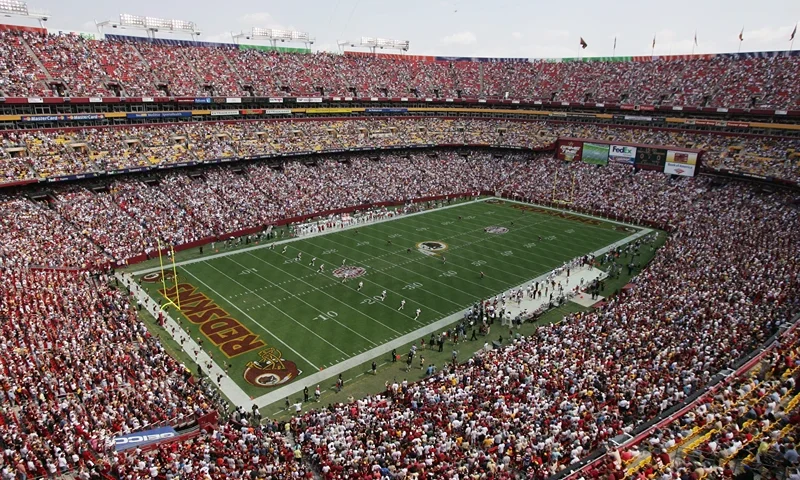 LANDOVER, MD - SEPTEMBER 12: An aerial view of FedEx Field taken during NFL week one between the Washington Redskins and the Tampa Bay Buccaneers at FedEx Field on September 12, 2004 in Landover, Maryland. Redskins defeated the Buccaneers 16-10. (Photo by Doug Pensinger/Getty Images)