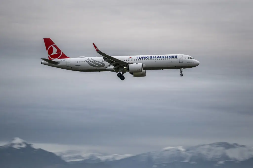 Turkish Airlines Flight Makes Emergency Landing At JFK Airport After Pilot Dies