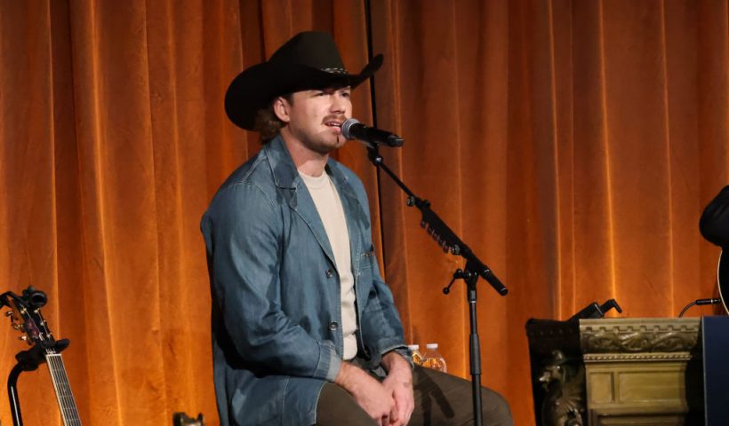 NEW YORK, NEW YORK - SEPTEMBER 17: Morgan Wallen performs onstage at the T.J. Martell Foundation 49th annual New York Honors Gala on September 17, 2024 at Cipriani 42nd Street in New York City. (Photo by Mike Coppola/Getty Images for The T.J. Martell Foundation)