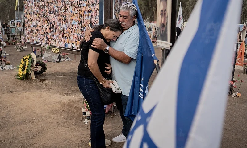 Friends and family of the victims of the Nova music festival massacre gather at the site of the massacre in southern Israel one year after the tragedy. October 7, 2024. (Photo by Dima Vazinovich / Middle East Images / Middle East Images via AFP) (Photo by DIMA VAZINOVICH/Middle East Images/AFP via Getty Images)