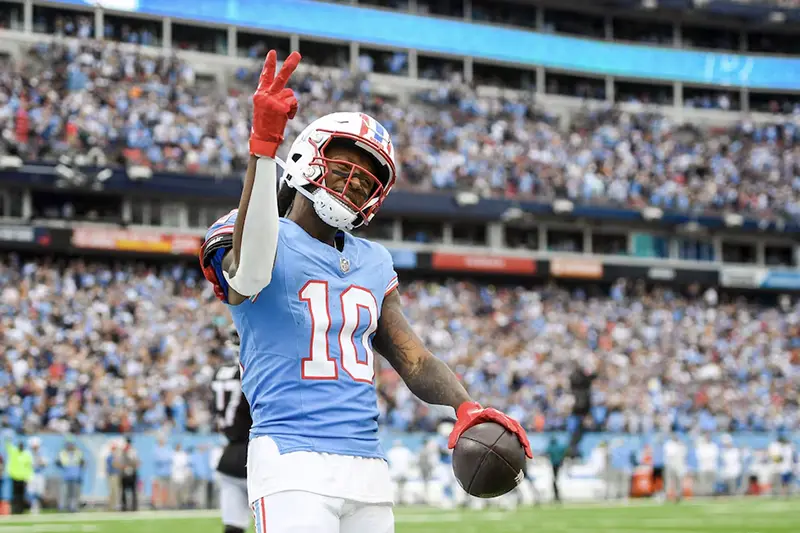 Tennessee Titans wide receiver DeAndre Hopkins (10) celebrates his third touchdown of the game against the Atlanta Falcons during the second half at Nissan Stadium. Mandatory Credit: Steve Roberts-USA TODAY Sports/File Photo