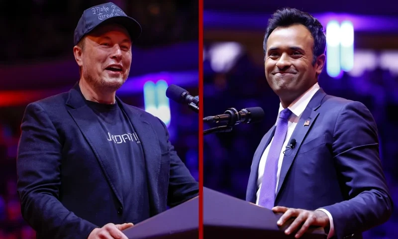(L) NEW YORK, NEW YORK - OCTOBER 27: Elon Musk speaks during a campaign rally for Republican presidential nominee, former U.S. President Donald Trump at Madison Square Garden on October 27, 2024 in New York City. Trump closed out his weekend of campaigning in New York City with a guest list of speakers that includes his running mate Republican Vice Presidential nominee, U.S. Sen. J.D. Vance (R-OH), Tesla CEO Elon Musk, UFC CEO Dana White, and House Speaker Mike Johnson, among others, nine days before Election Day. (Photo by Anna Moneymaker/Getty Images) /(R) NEW YORK, NEW YORK - OCTOBER 27: Vivek Ramaswamy speaks before Republican presidential nominee, former U.S. President Donald Trump takes the stage at the campaign rally at Madison Square Garden on October 27, 2024 in New York City. Trump closed out his weekend of campaigning in New York City with a guest list of speakers that includes his running mate Republican vice presidential nominee, U.S. Sen. J.D. Vance (R-OH), Tesla CEO Elon Musk, UFC CEO Dana White, and House Speaker Mike Johnson (R-LA), among others, nine days before Election Day. (Photo by Anna Moneymaker/Getty Images)