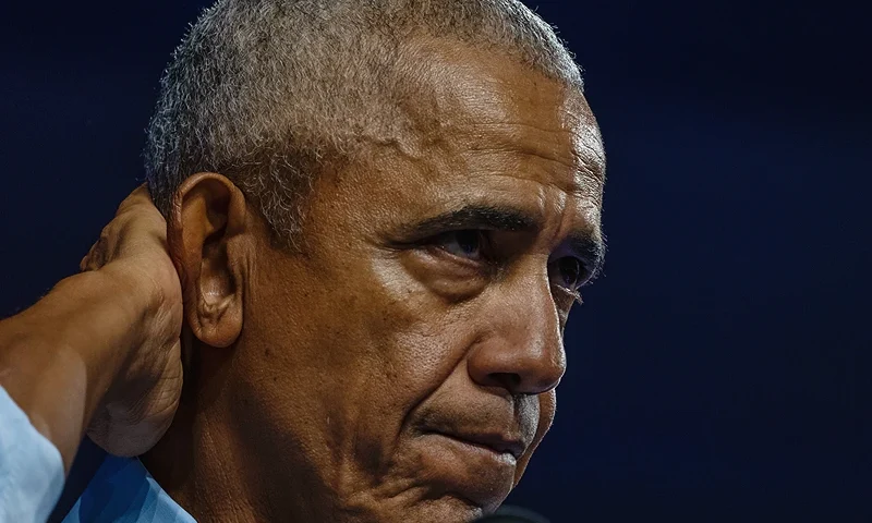 MILWAUKEE, WISCONSIN - NOVEMBER 03: Former U.S. President Barack Obama speaks during a campaign event in support of Democratic Presidential nominee Vice President Kamala Harris, at the Baird Center on November 03, 2024, in Milwaukee, Wisconsin. Harris and her Republican opponent, Donald Trump, are campaigning in key battleground states ahead of Election Day on November 5th. (Photo by Spencer Platt/Getty Images)