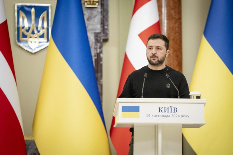Zelensky Considers Territorial Concessions To Russia In Exchange For NATO Security